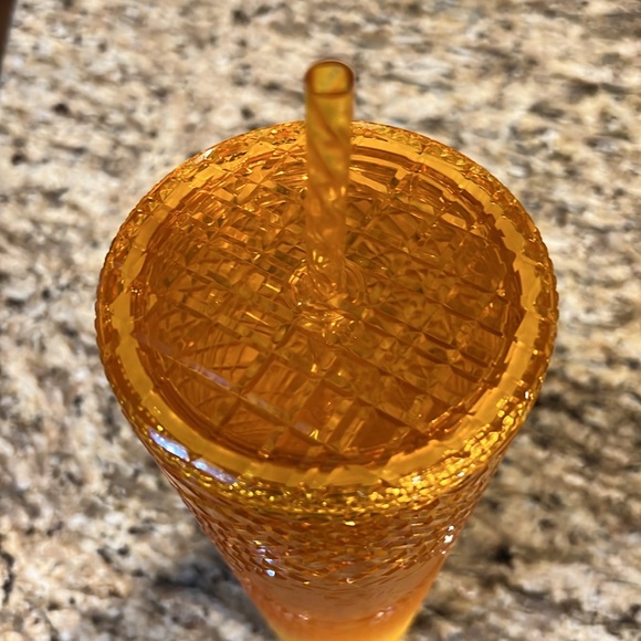 Orange Starbucks cup - Picture 2 of 4